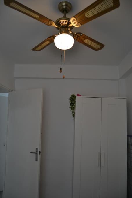 Cozy And Well Connected Apartment Séville Extérieur photo