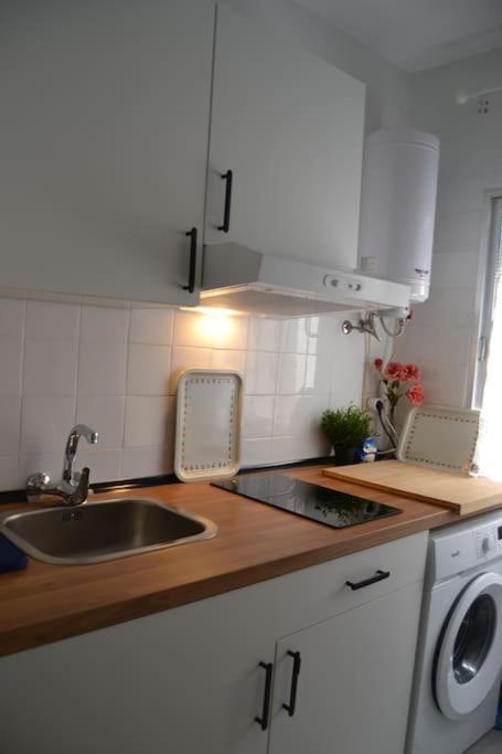 Cozy And Well Connected Apartment Séville Extérieur photo