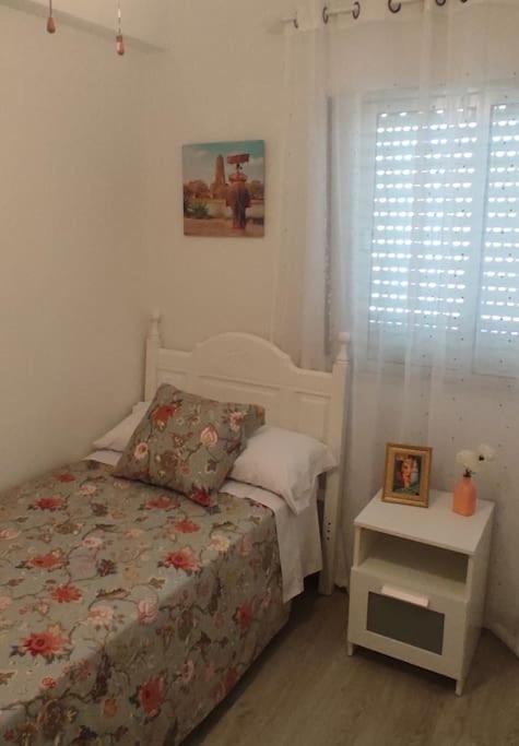 Cozy And Well Connected Apartment Séville Extérieur photo
